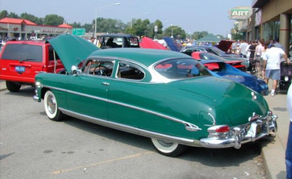 1952-hudson-hornet-photo-125619-s-1280x782.jpg