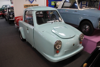 1977 AC INVACAR.jpg