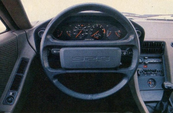 1982-porsche-928-interior-photo-561831-s-1280x782.jpg