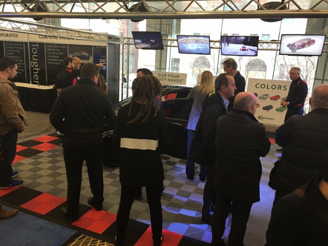 ago.eliomotors.com_hs_fs_hubfs_IMG_1490_20crowd.jpg_1244108525a4013db1f51f5e5244d584.jpg