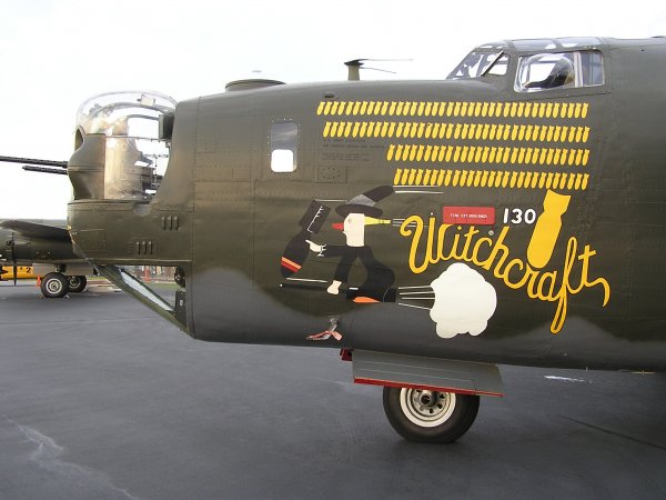 Bernard pics 10-15-2008 Easton WWII planes 009.JPG