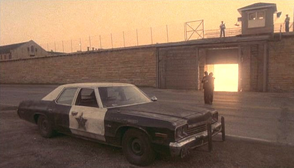 bluesmobile_blues_brothers_joliet.jpg