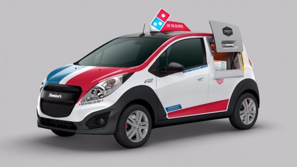 dominos-delivery-expert-pizza-delivery-vehicle-2.jpg