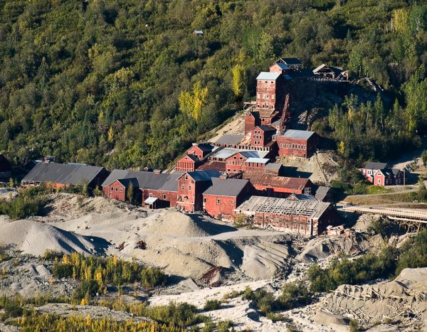 DSC_4198 kennicott mine small.jpg