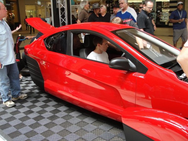 Elio 11.jpg