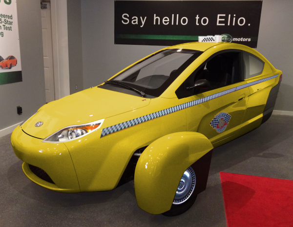 Elio taxi2.png