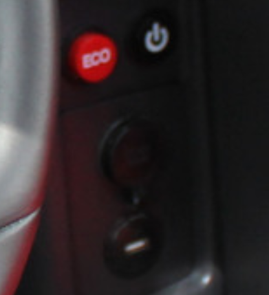 Elio_USB.png
