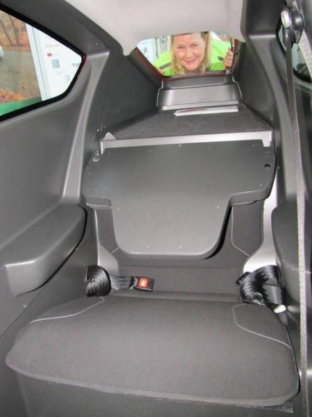 ElioBackSeat.jpg