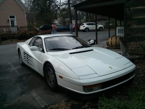 Ferrari Testarossa Front.jpg
