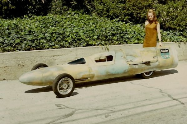 FIM Cycle-car Streamliner.jpg