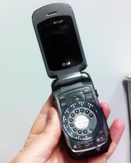flip phone 2.jpg
