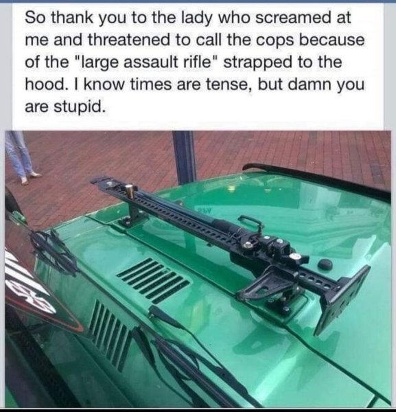 jeep assault riflle jack on hood.jpg