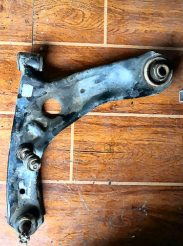 lower control arm.jpg