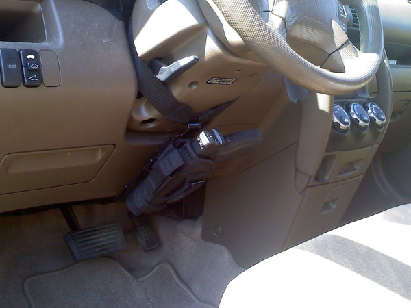 r_for_steering_wheel_holster_mount_Honda_CRV_2003_with_adaptor_19138__77615.1390798392.1280.1280.jpg
