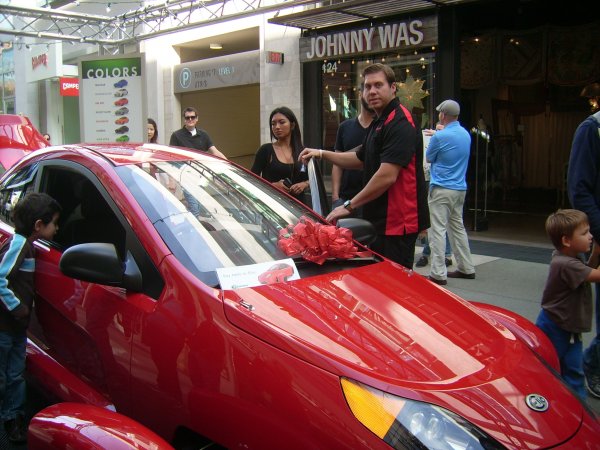 Santa Monica Elio display 129.JPG