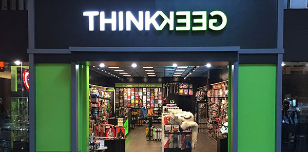 thinkgeek-storefront-miami-dolphin-mall.jpg