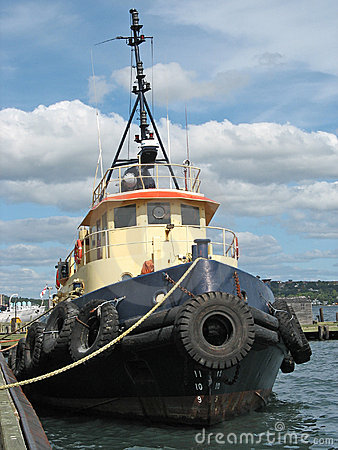 tugboat-1232999[1].jpg