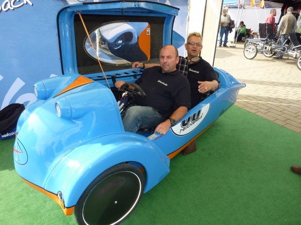 veloschmitt-1.JPG