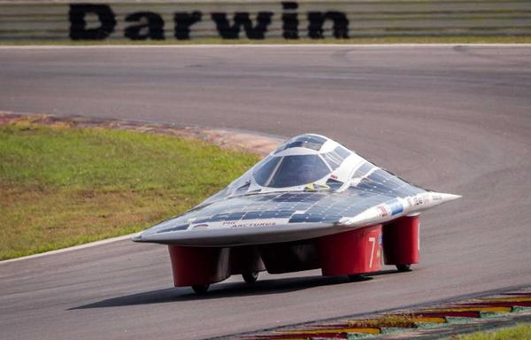 world-solar-challenge02.jpg