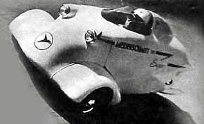 YOW43189.jpg