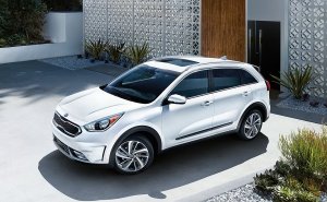 gallery_niro_2017_exterior_swp--kia-1280x-jpg.jpg