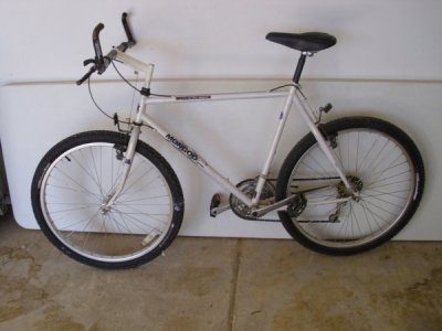 White_Bike.JPG White_Bike.JPG